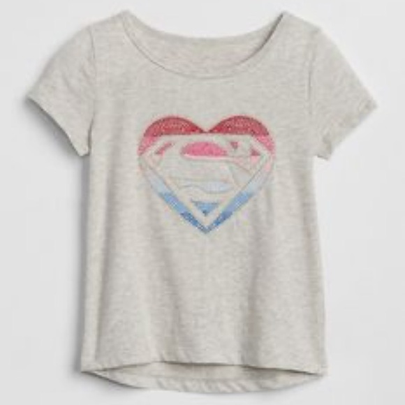 Gap Toddler Superwoman T shirt with removable red cape - Picture 2 of 9